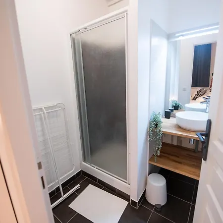 Superb T4 Design, Panoramic View, 8 People Apartment *