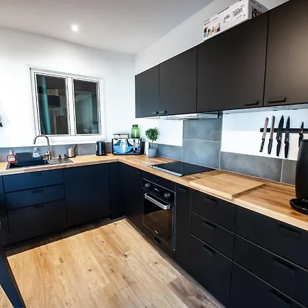 Apartment Superb T4 Design, Panoramic View, 8 People