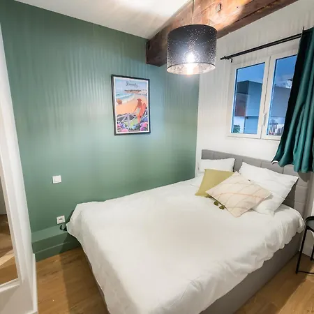 Superb T4 Design, Panoramic View, 8 People Bayonne